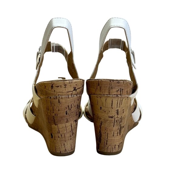 B.O>C Women’s White With Adjustable Strap & Cork Wedges Apple Sandal Size 8M - Picture 7 of 10